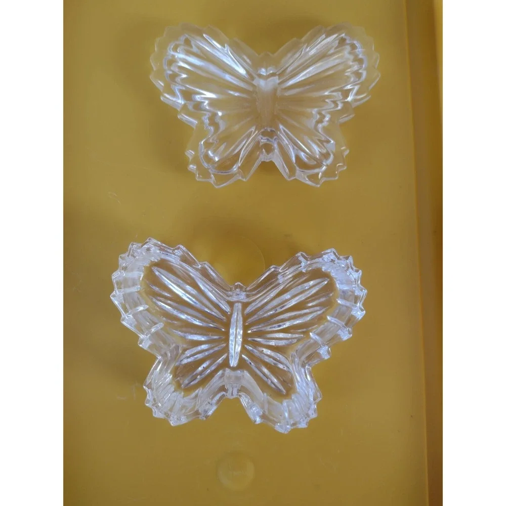 Vtg Trinket Box Crystal Cut Glass Butterfly Dish Jewelry Holder Nostalgic 80s